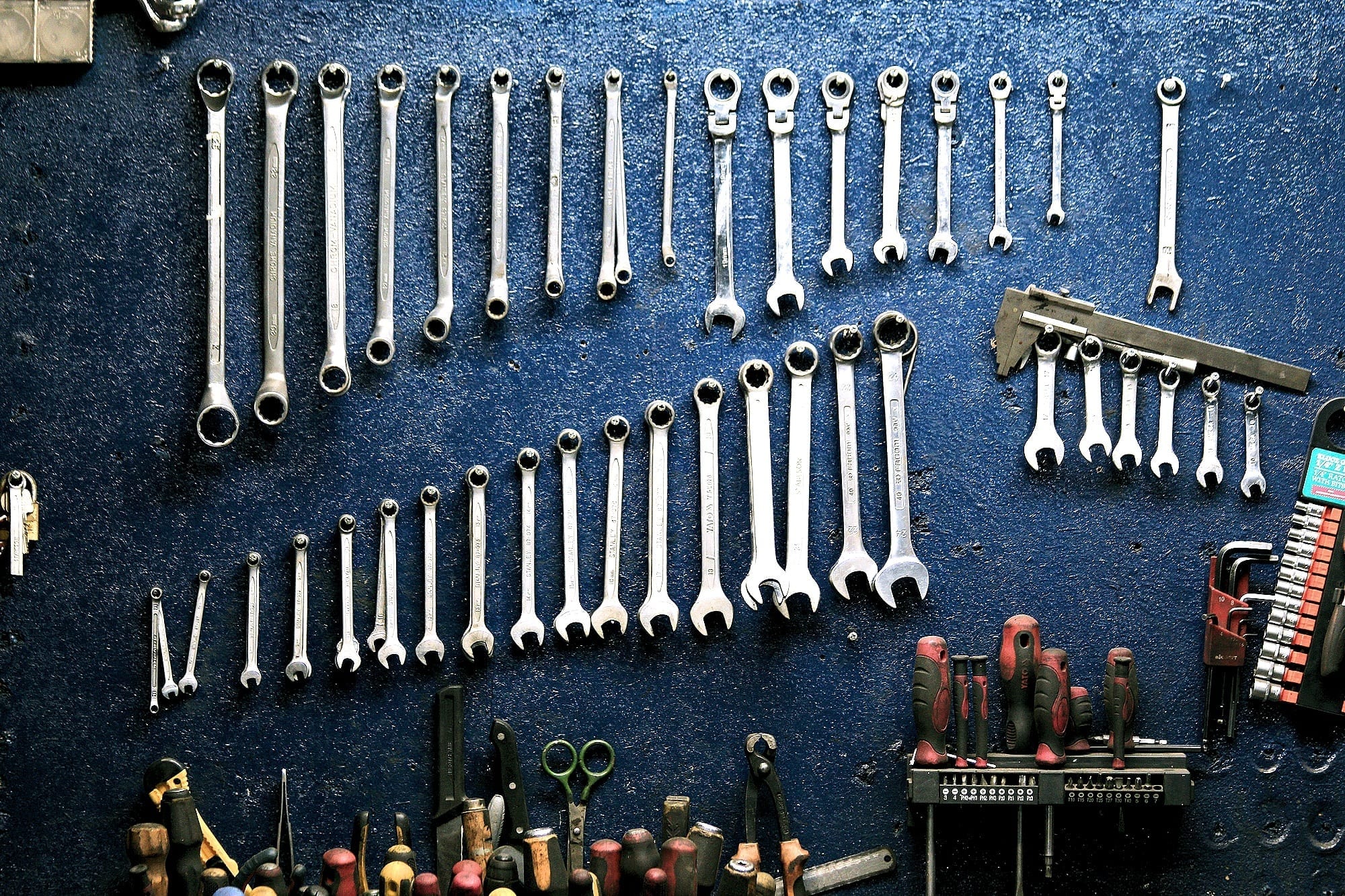 Social Branding 101: Social Media Tools You Need To Know About